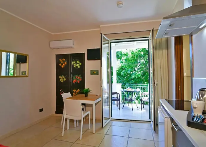 Apartman In Sicily Including Breakfast *